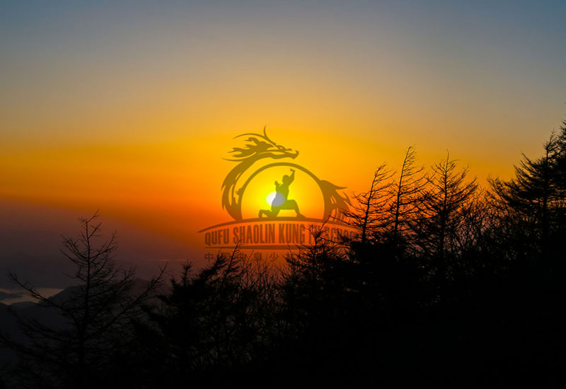 sun rise Mountain Tai